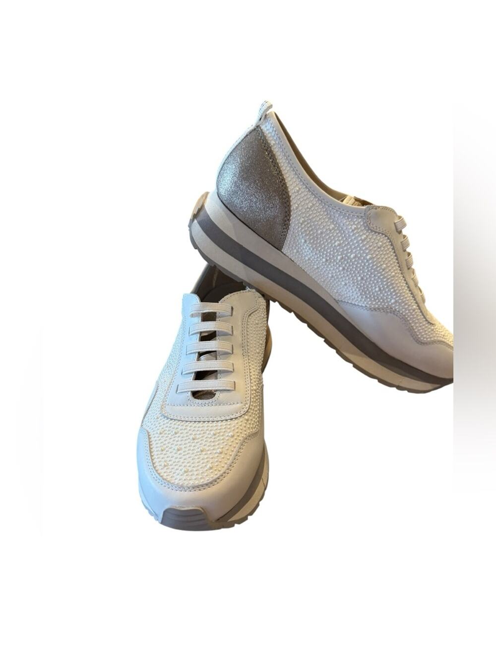 Naked Feet Kinetic Pearl White and Silver Sneakers Womens Size 10 NIB
